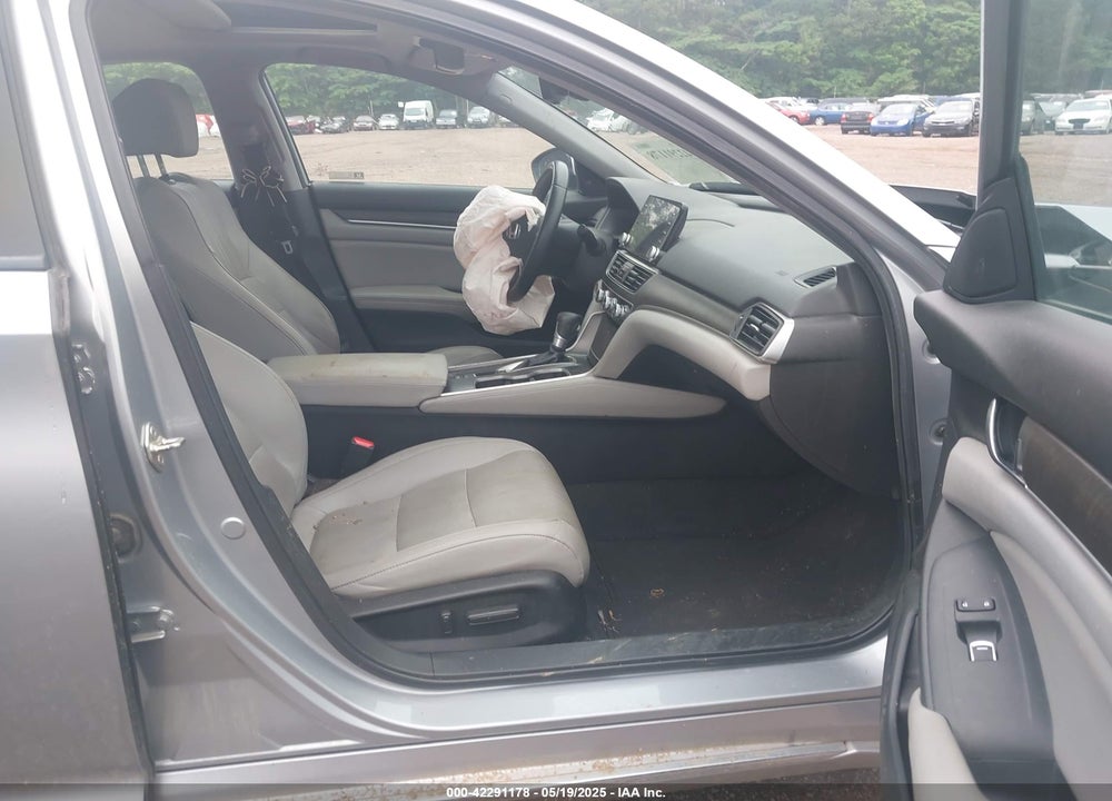 2019 HONDA ACCORD VIN: 1HGCV1F5XKA074953