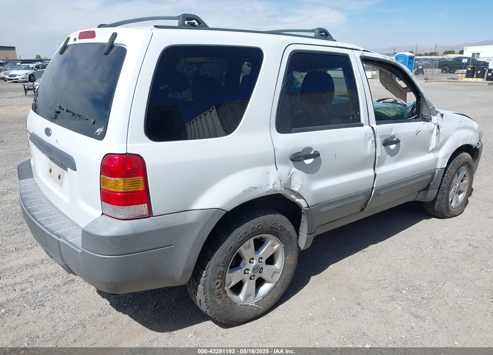 2005 FORD ESCAPE XLT VIN: 1FMYU93165KA70903