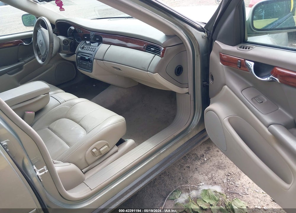 2005 CADILLAC DEVILLE LIVERY VIN: 1G6KD54Y95U224686