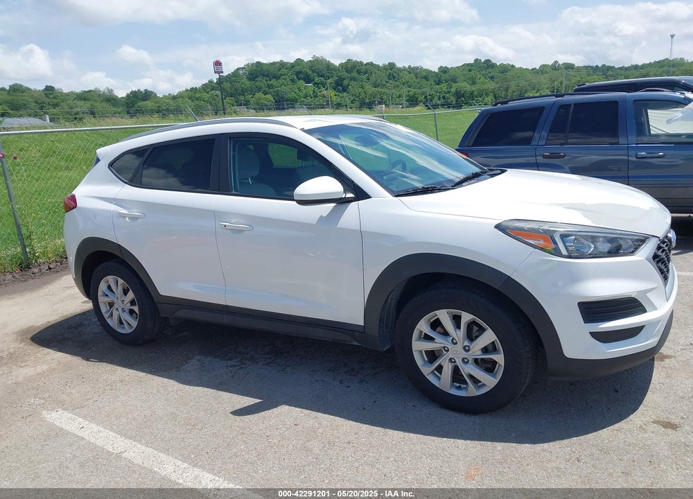 2020 HYUNDAI TUCSON VIN: KM8J33A45LU114065