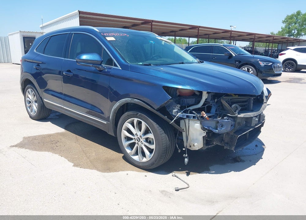 2017 LINCOLN MKC SELECT VIN: 5LMCJ2C98HUL69590