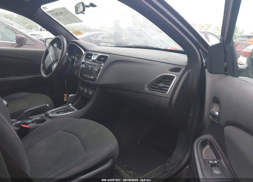 2012 CHRYSLER 200 LX VIN: 1C3CCBAB4CN190543