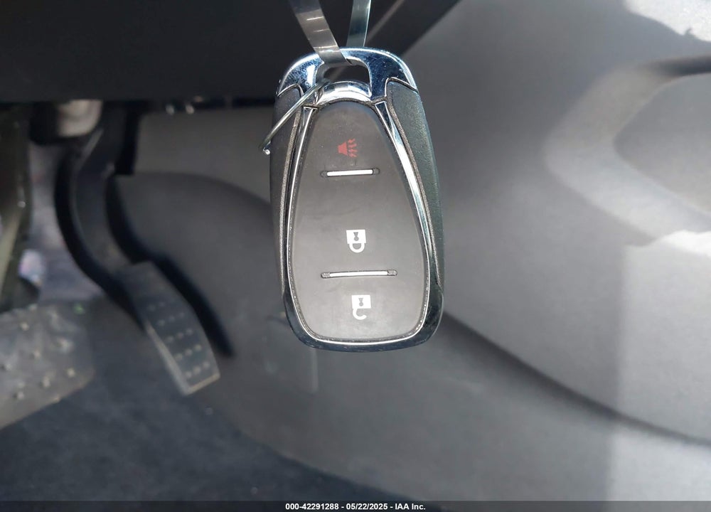 2023 CHEVROLET TRAVERSE VIN: 1GNERGKWXPJ104352