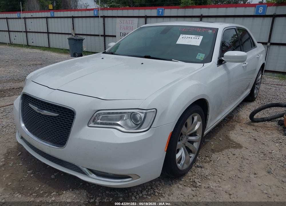 2016 CHRYSLER 300 VIN: 2C3CCAAG2GH343828
