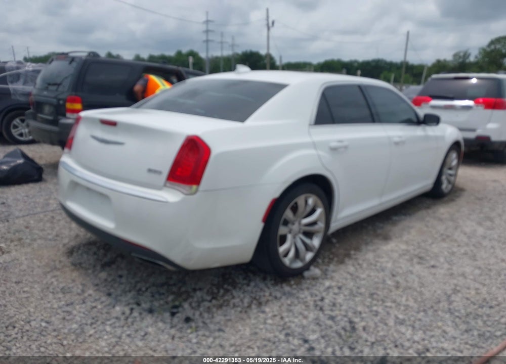 2016 CHRYSLER 300 VIN: 2C3CCAAG2GH343828