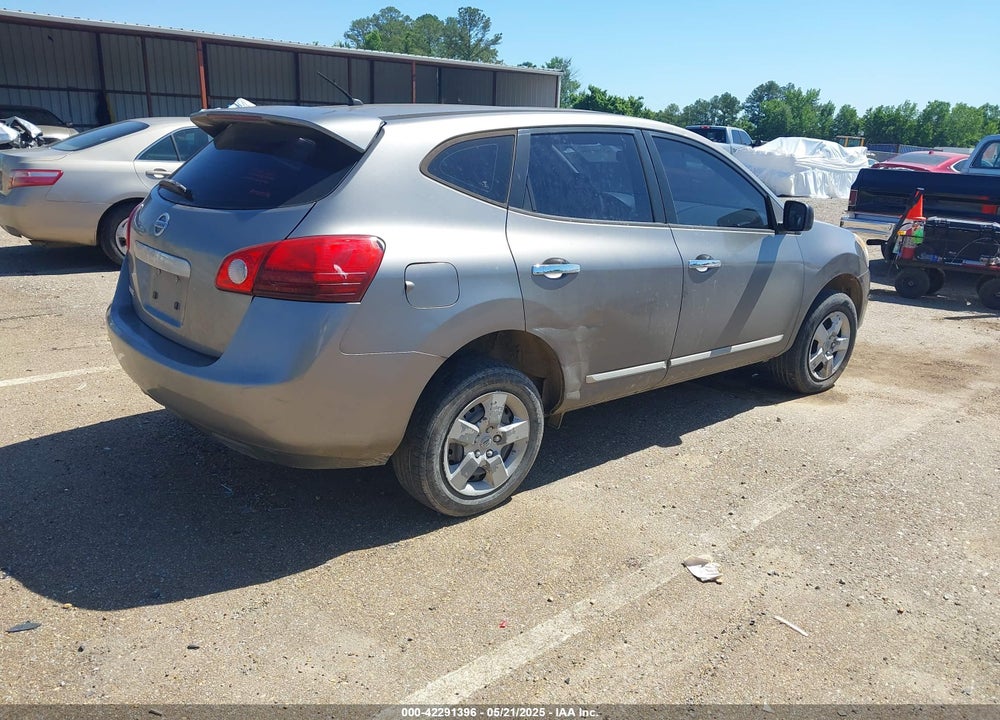 2011 NISSAN ROGUE S VIN: JN8AS5MT1BW577009