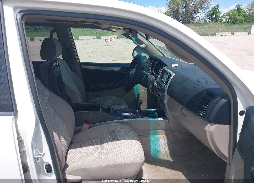 2007 TOYOTA 4RUNNER VIN: JTEZU14R170090520