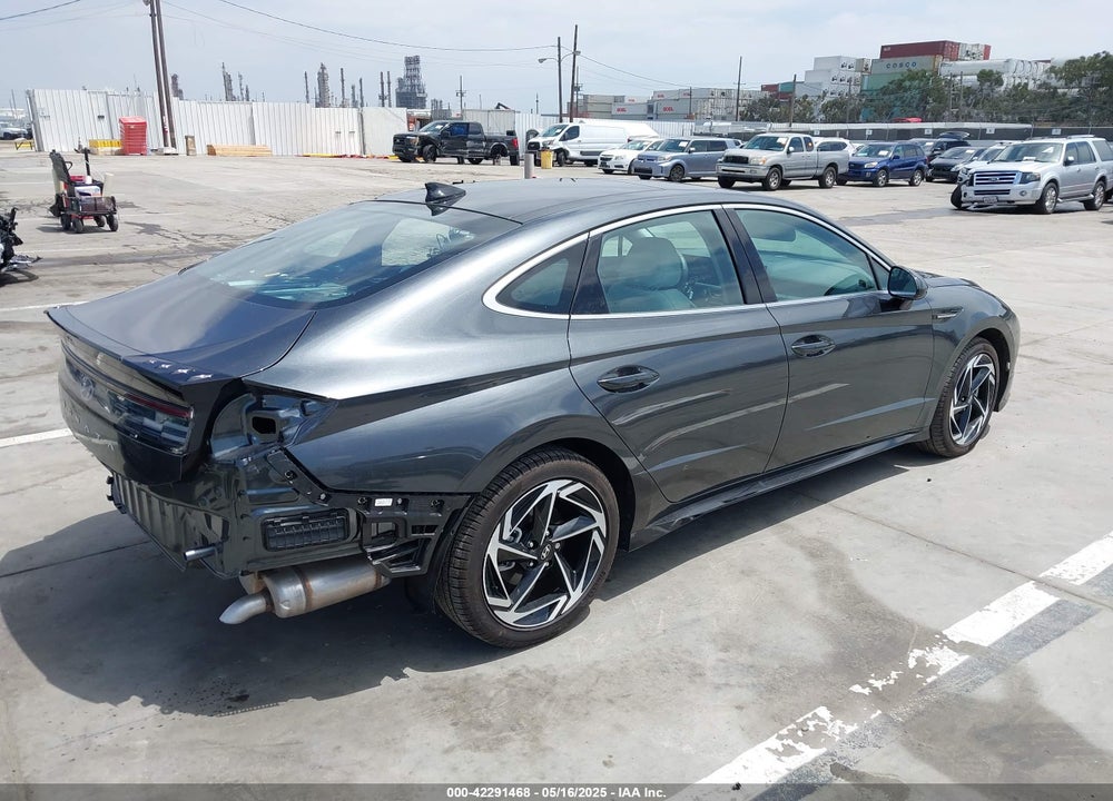 2024 HYUNDAI SONATA VIN: KMHL14JA1RA389730