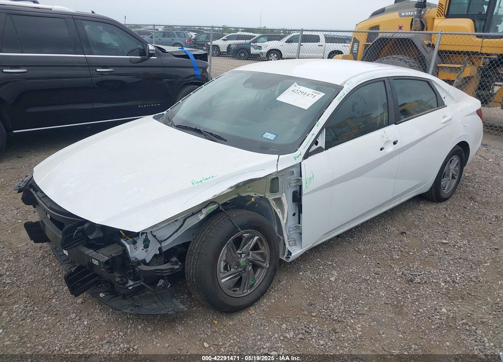 2025 HYUNDAI ELANTRA VIN: KMHLL4DG5SU955399