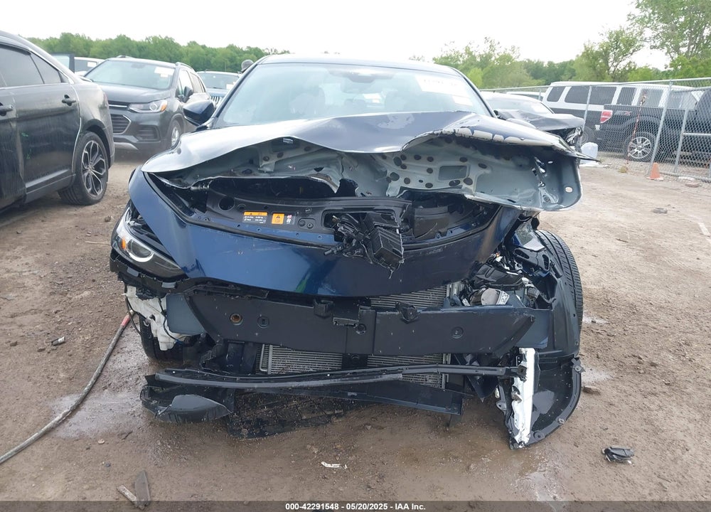 2021 MAZDA MAZDA3 HATCHBACK VIN: JM1BPBKL1M1308883