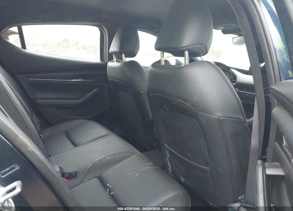 2021 MAZDA MAZDA3 HATCHBACK VIN: JM1BPBKL1M1308883