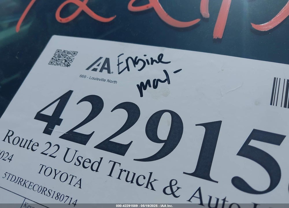 2024 TOYOTA SIENNA XLE VIN: 5TDJRKEC0RS180714