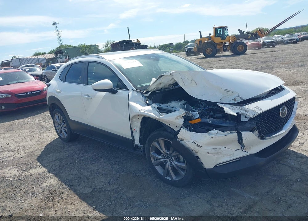 2022 MAZDA CX-30 PREFERRED VIN: 3MVDMBCL1NM424054
