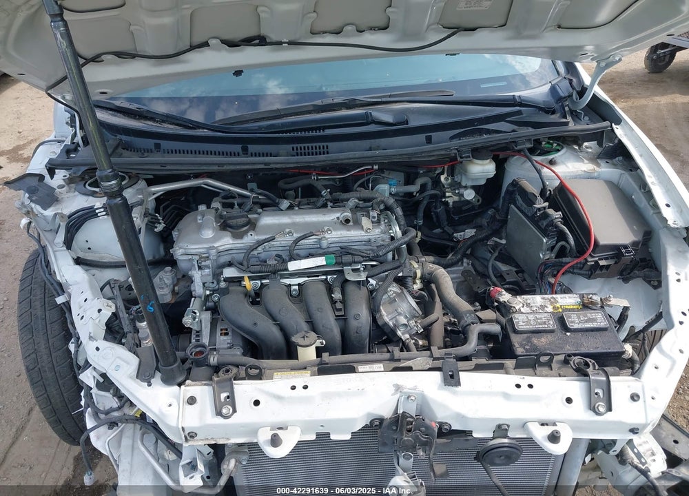 2018 TOYOTA COROLLA SE VIN: 5YFBURHE1JP760205