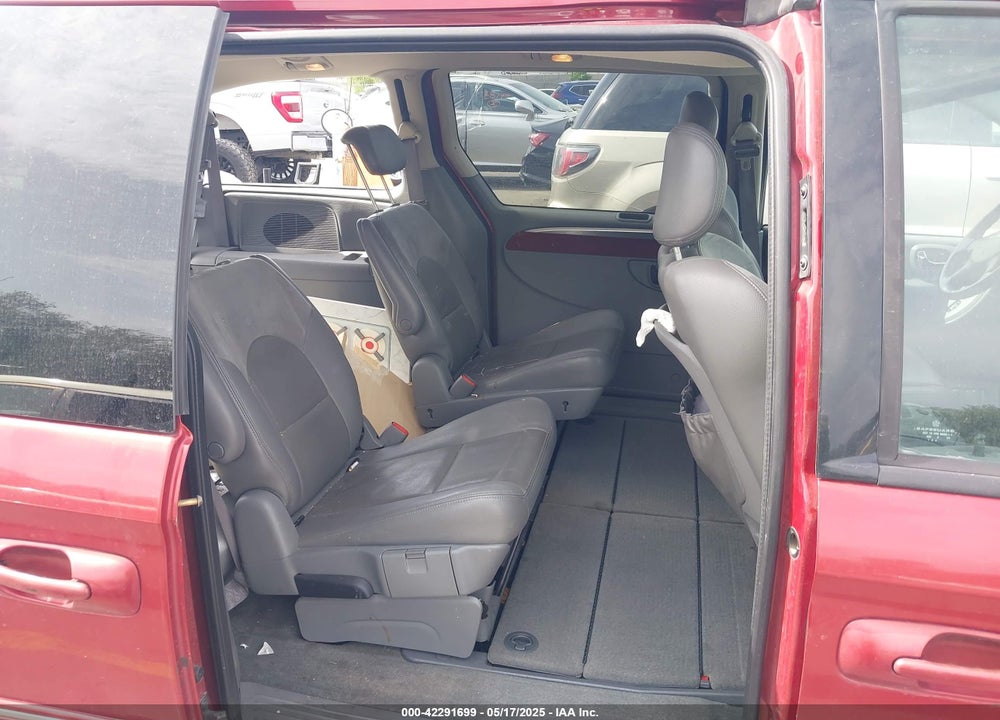 2007 CHRYSLER TOWN & COUNTRY LIMITED VIN: 2A8GP64L47R127294