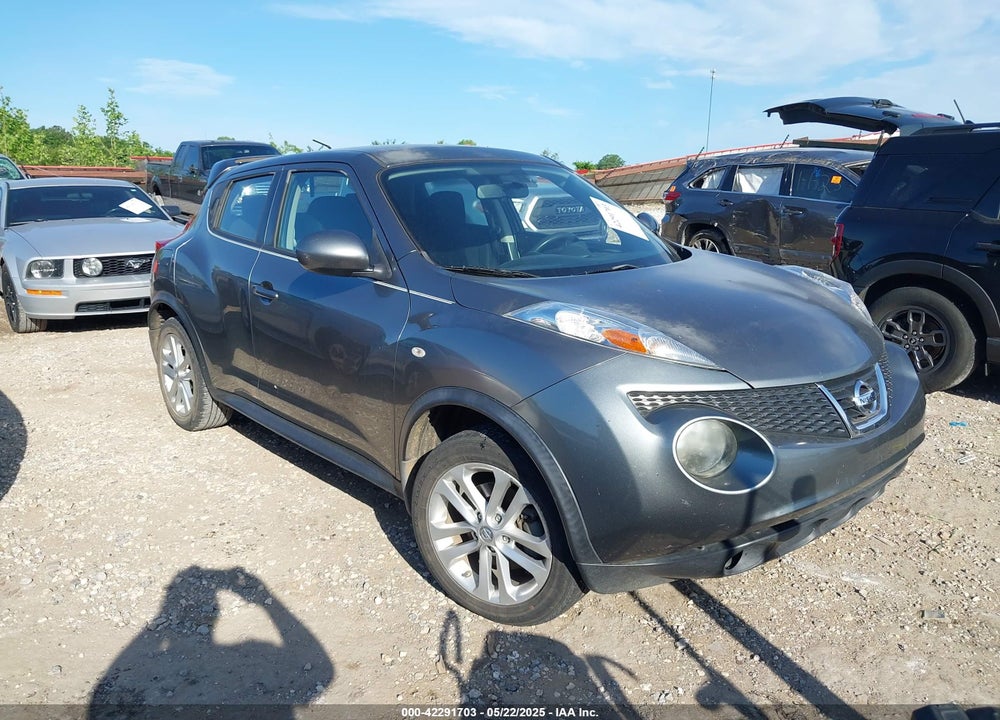 2011 NISSAN JUKE S VIN: JN8AF5MR7BT017568