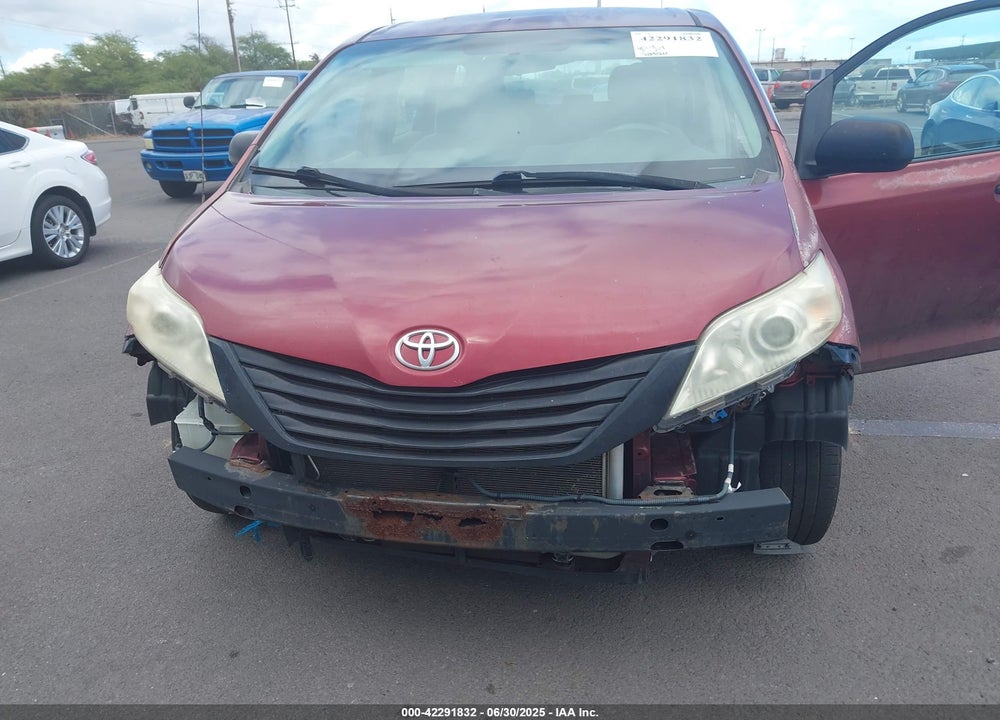 2012 TOYOTA SIENNA VIN: 5TDZK3DC5CS195229
