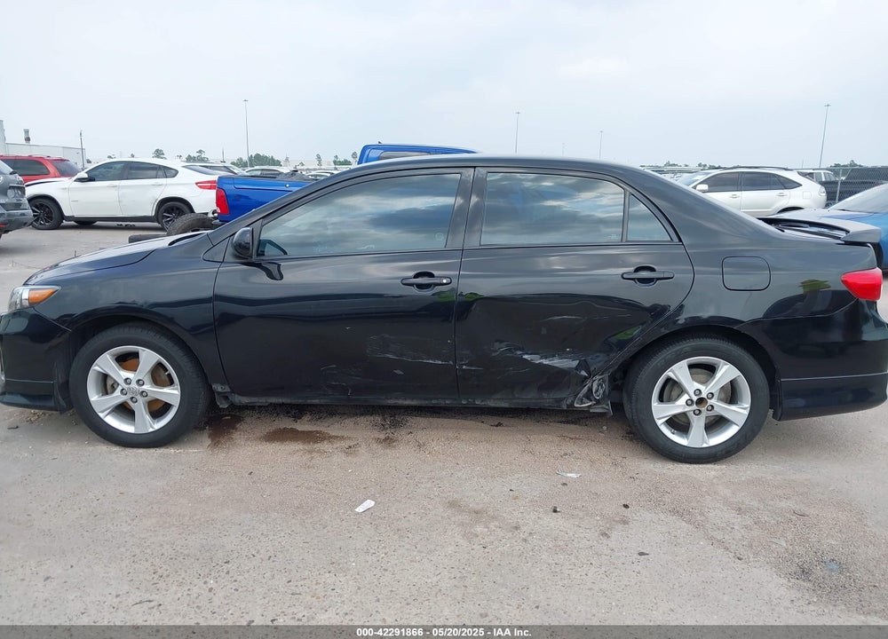 2011 TOYOTA COROLLA VIN: 2T1BU4EEXBC592461