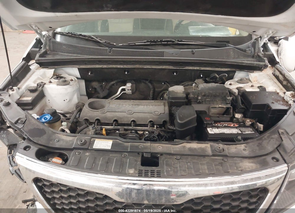 2011 KIA SORENTO VIN: 5XYKUDA14BG038484