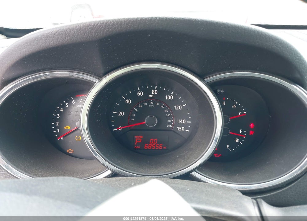 2011 KIA SORENTO VIN: 5XYKUDA14BG038484