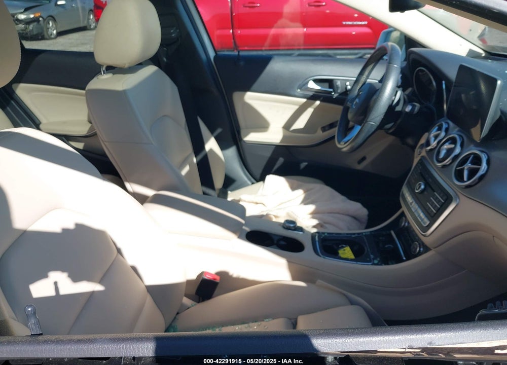 2019 MERCEDES-BENZ GLA 250 VIN: WDCTG4GBXKU003890