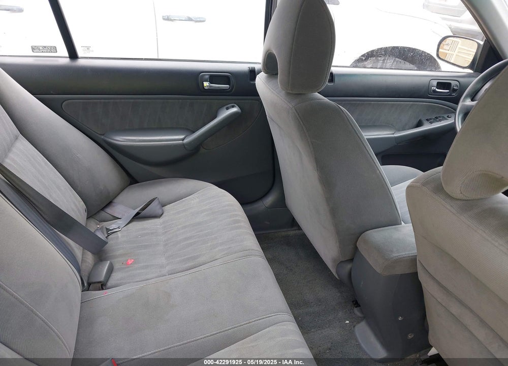 2004 HONDA CIVIC LX VIN: 1HGES16544L015048