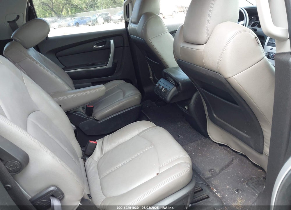 2011 GMC ACADIA SLE VIN: 1GKKRPED6BJ310366