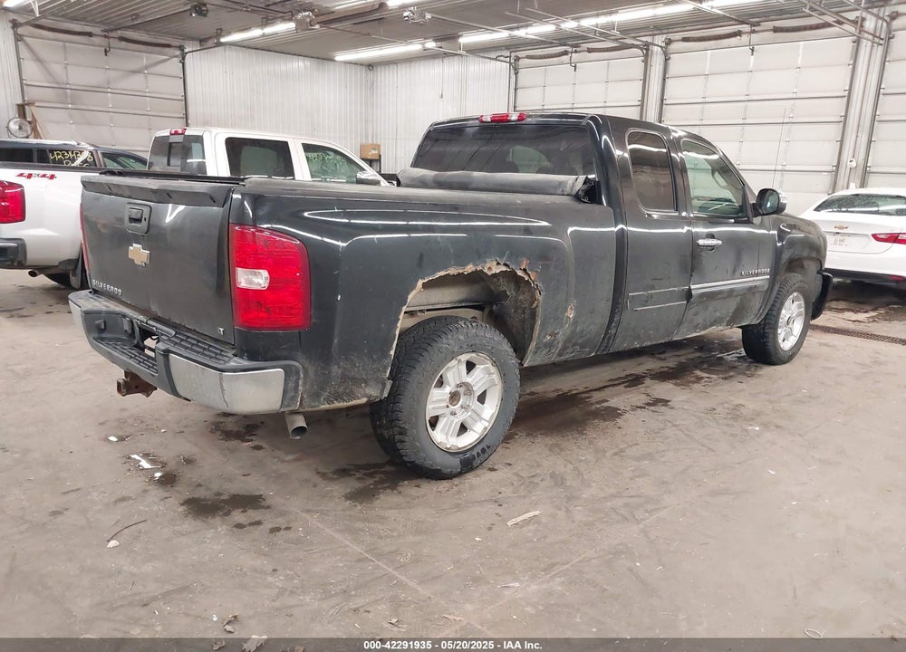 2009 CHEVROLET SILVERADO 1500 LT VIN: 1GCEK29J39Z211161