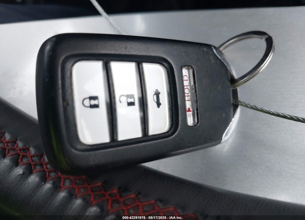 2018 HONDA CIVIC VIN: 2HGFC3A52JH757171
