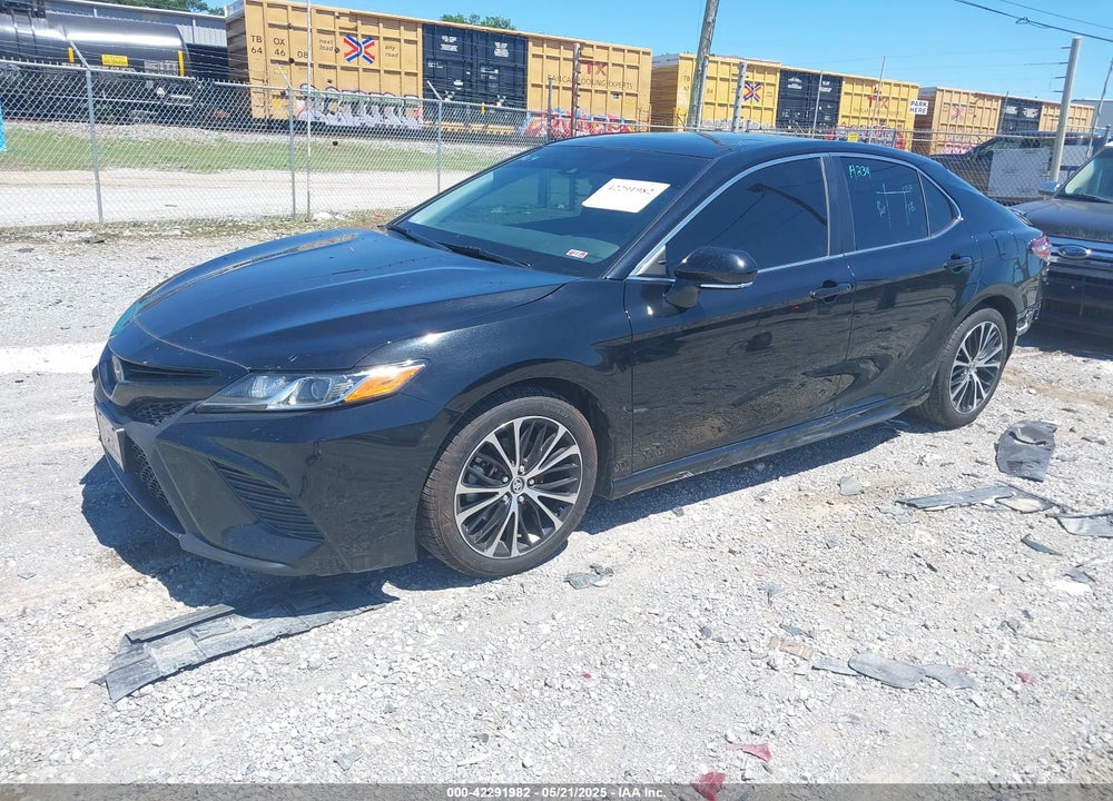 2019 TOYOTA CAMRY SE VIN: 4T1B11HK5KU180665