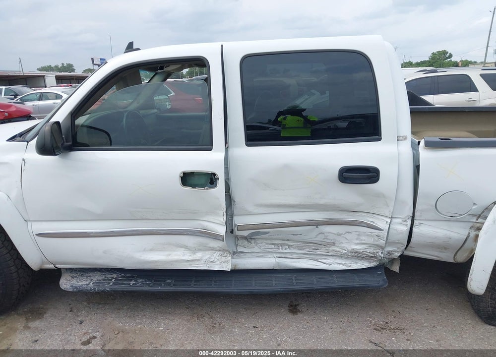 2006 GMC SIERRA 1500 SLT VIN: 2GTEK13T961125359