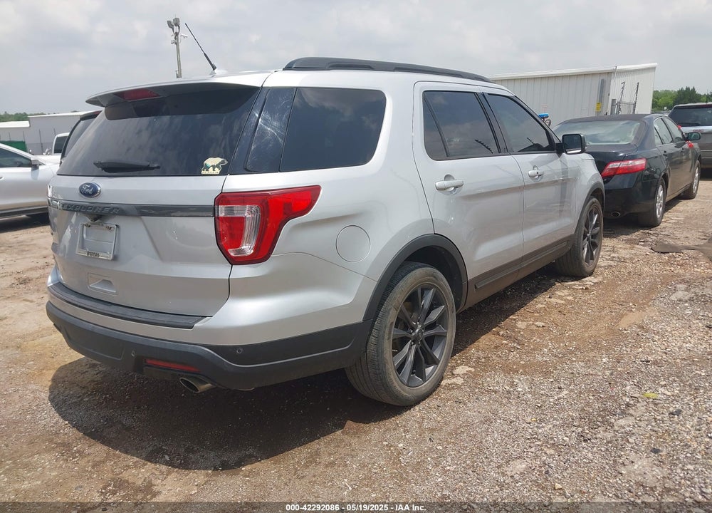 2019 FORD EXPLORER XLT VIN: 1FM5K7D8XKGA08413
