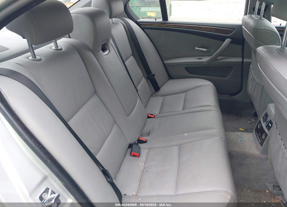 2008 BMW 528I VIN: WBANU53508CT03625