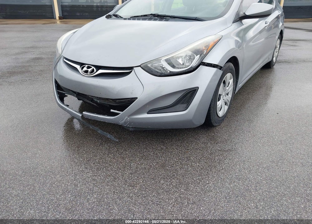 2016 HYUNDAI ELANTRA SE VIN: 5NPDH4AE7GH739181