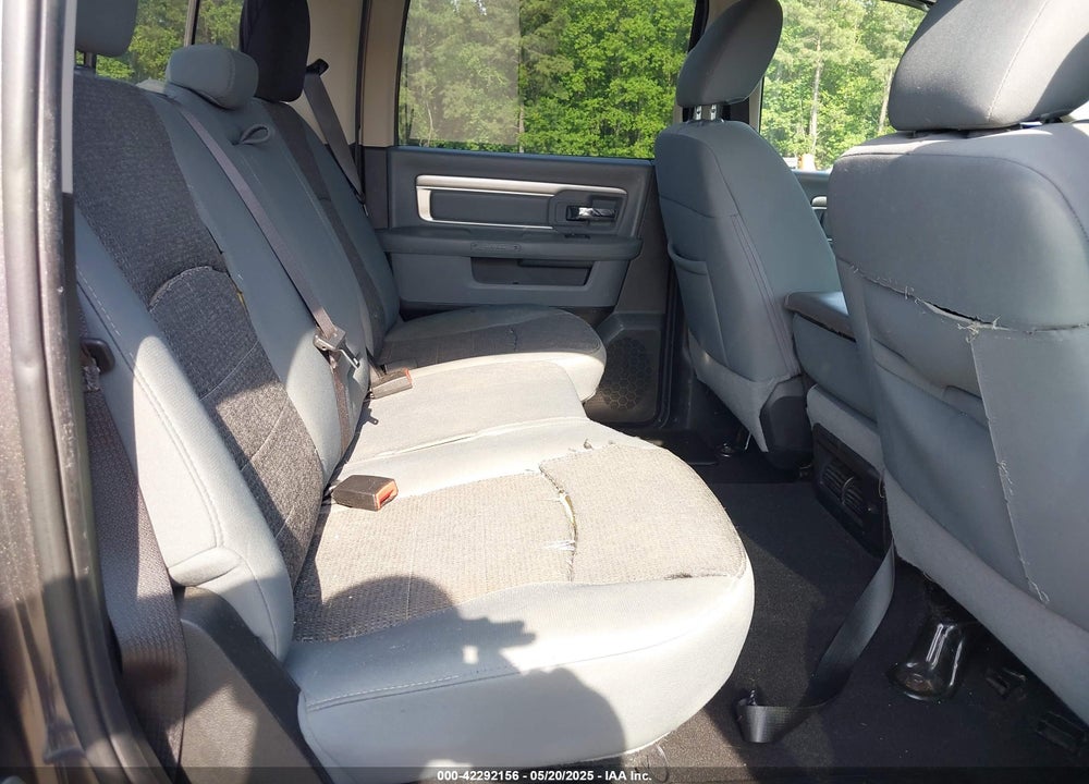 2019 RAM 1500 CLASSIC VIN: 1C6RR7TT2KS648286