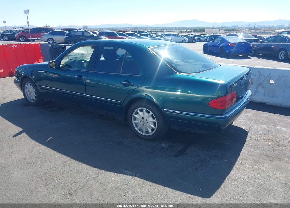 1998 MERCEDES-BENZ E 320 VIN: WDBJF65F2WA676325