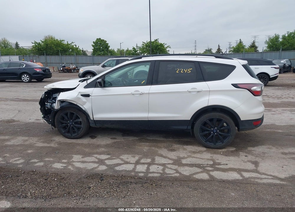 2018 FORD ESCAPE VIN: 1FMCU9HD5JUC28630