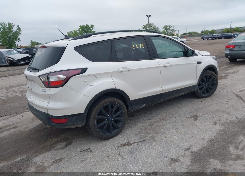 2018 FORD ESCAPE VIN: 1FMCU9HD5JUC28630