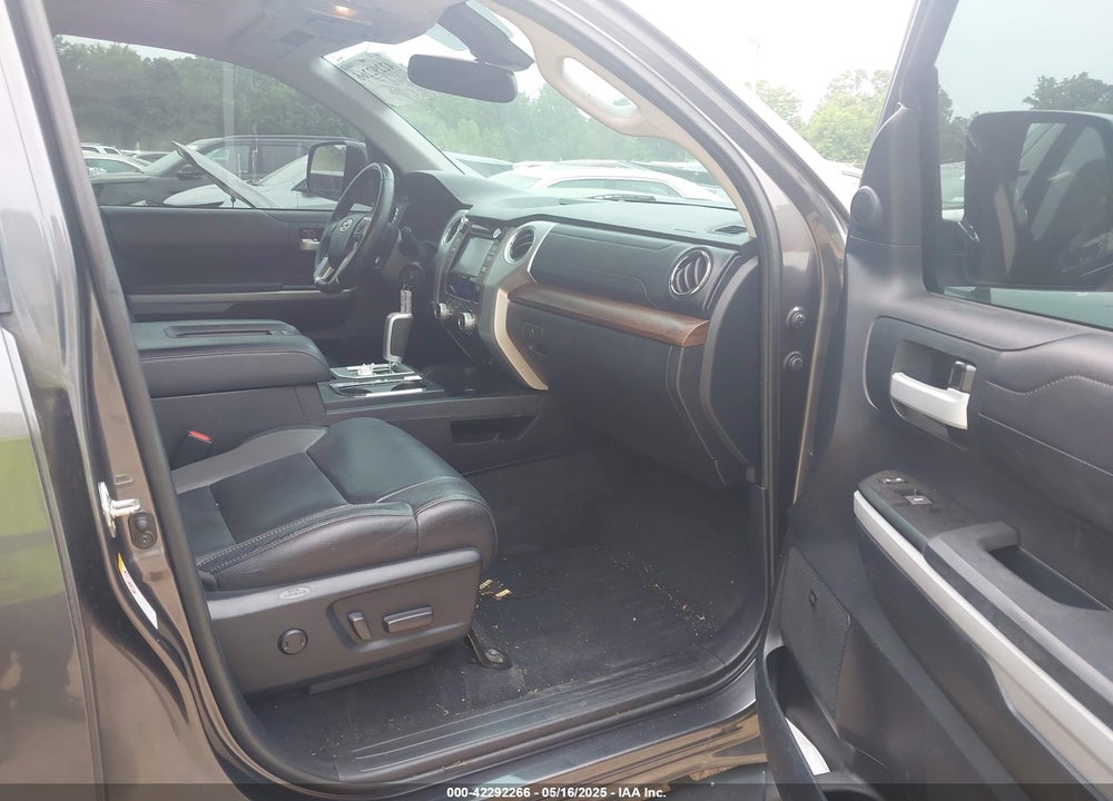2019 TOYOTA TUNDRA VIN: 5TFHY5F15KX777874