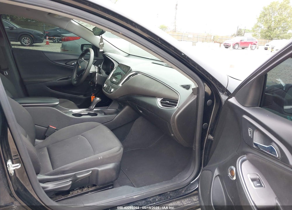 2020 CHEVROLET MALIBU VIN: 1G1ZD5ST6LF043414