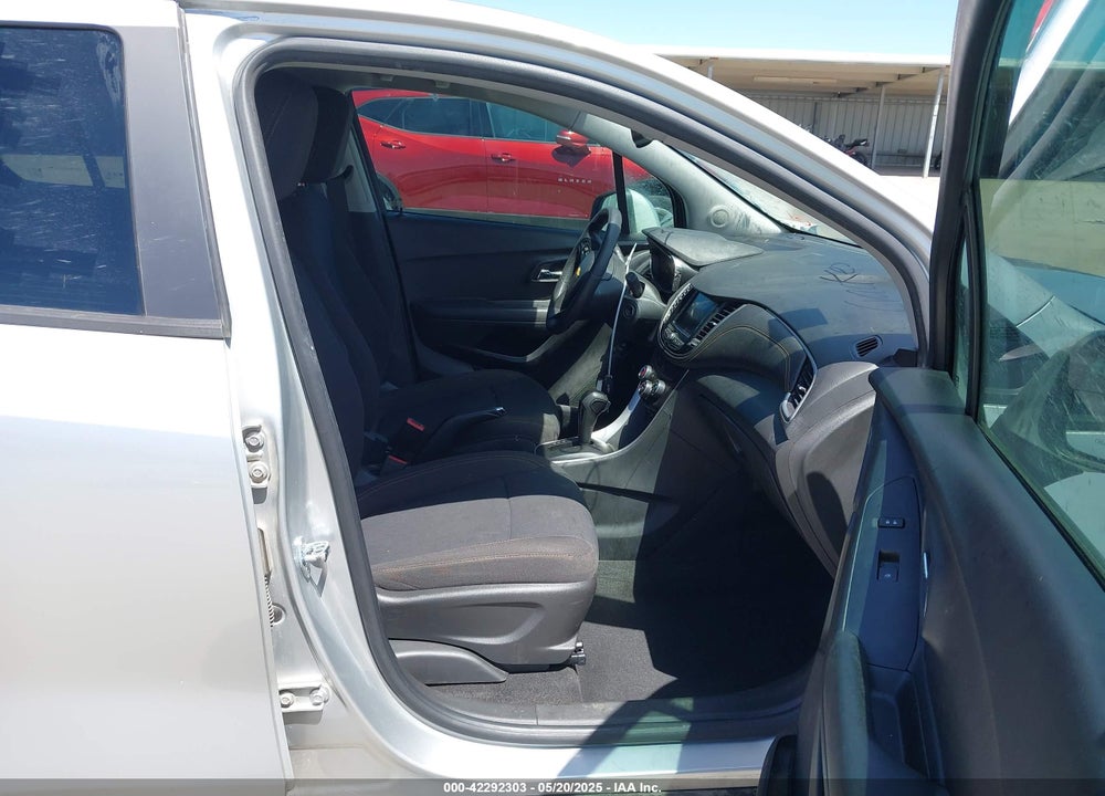 2020 CHEVROLET TRAX FWD LS VIN: KL7CJKSB8LB030471