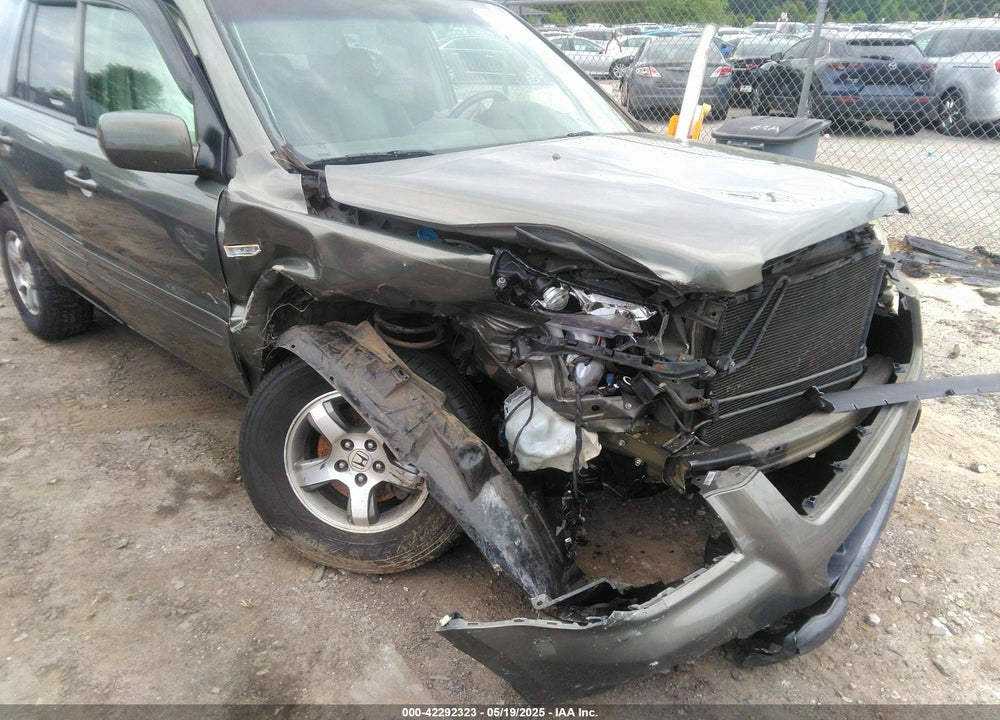2008 HONDA PILOT EX-L VIN: 5FNYF18778B038685