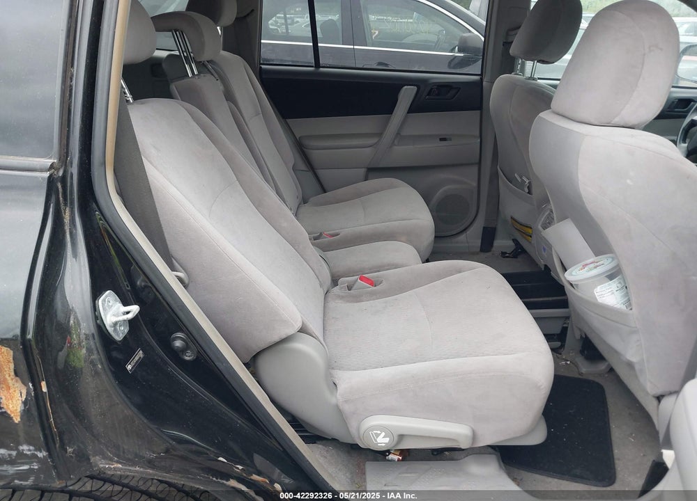 2008 TOYOTA HIGHLANDER VIN: JTEES41A582033389