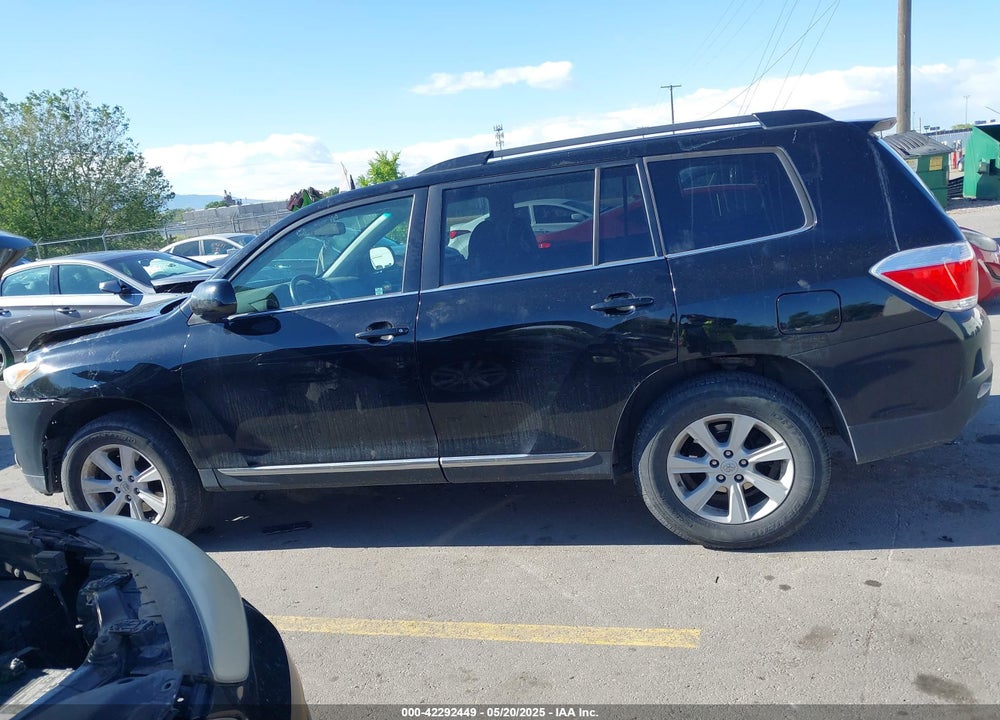 2013 TOYOTA HIGHLANDER VIN: 5TDBK3EH0DS212225