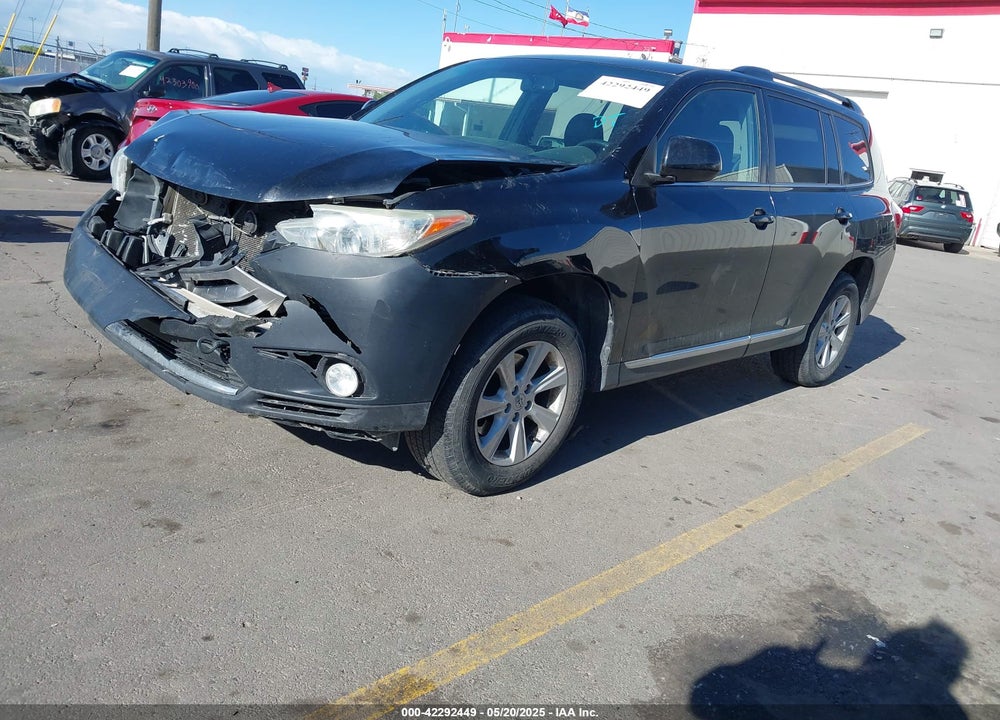 2013 TOYOTA HIGHLANDER VIN: 5TDBK3EH0DS212225
