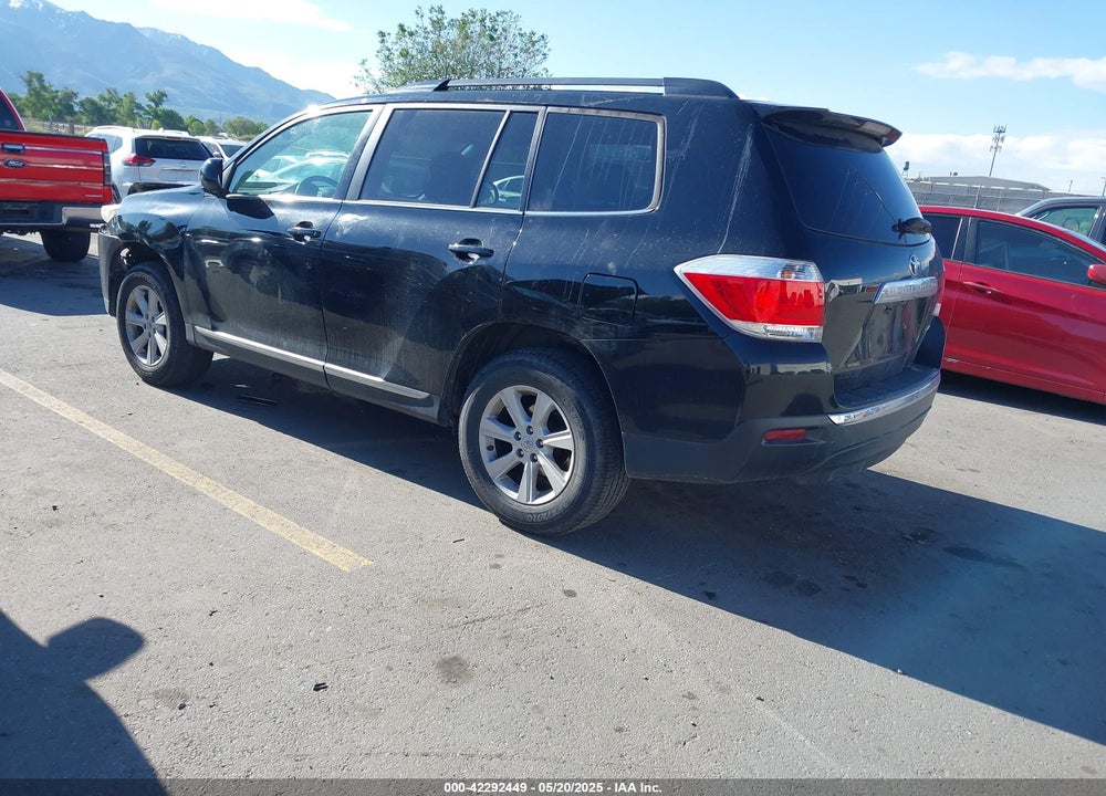2013 TOYOTA HIGHLANDER VIN: 5TDBK3EH0DS212225