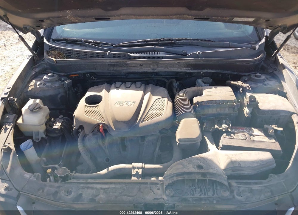 2014 HYUNDAI SONATA VIN: 5NPEB4AC3EH832135