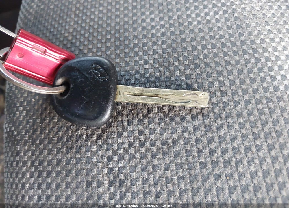 2014 HYUNDAI SONATA VIN: 5NPEB4AC3EH832135