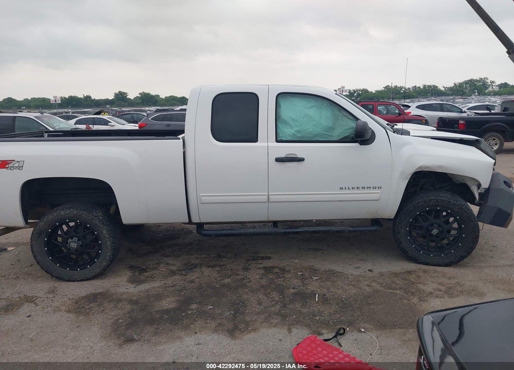 2012 CHEVROLET SILVERADO 1500 LT VIN: 1GCRKSE7XCZ327508