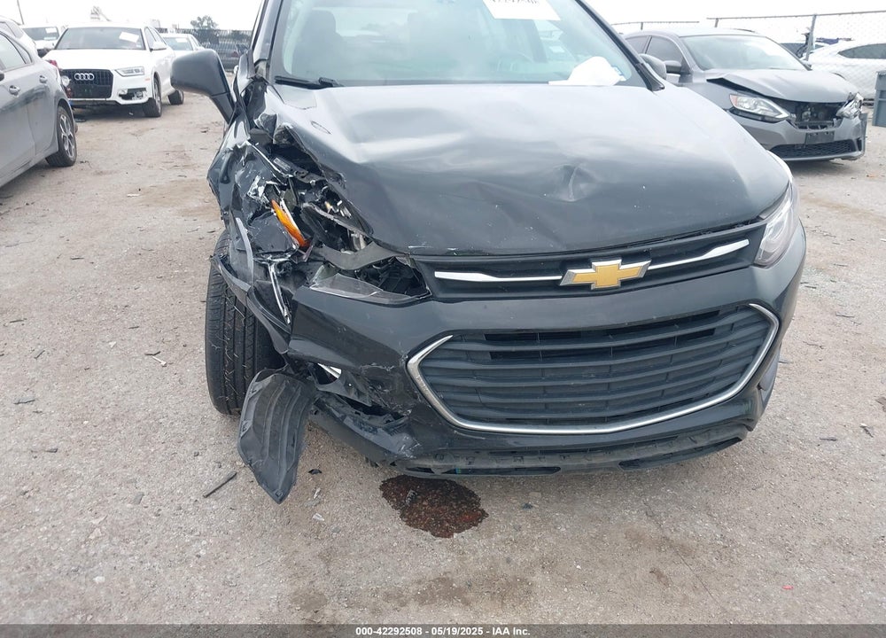 2019 CHEVROLET TRAX VIN: 3GNCJLSB8KL213334